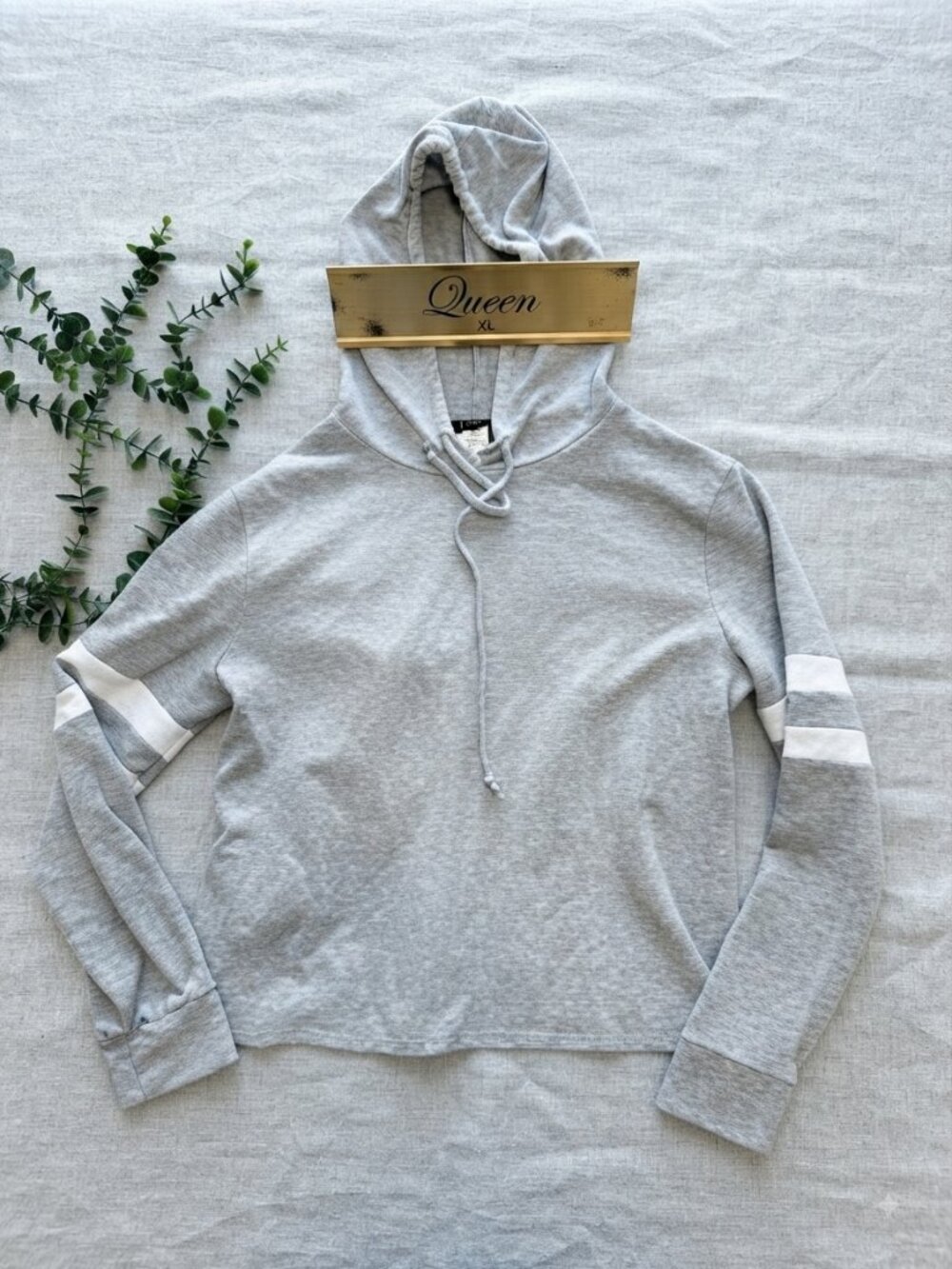 Queen Grey Cropped Hoodie with White Stripe Sleeves Girls XL/Juniors Small